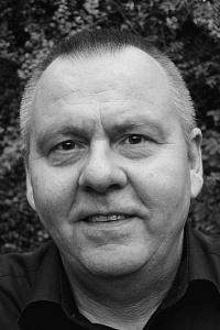 Philosophische Praxis Dr. MICHAEL GUTMANN - Beratungen, Coachings und Supervisionen im Sokratischen Dialog Dr.phil. Michael Gutmann (Sokratischer Philosoph, Berater, Supervisor, Coach) 10407 Berlin